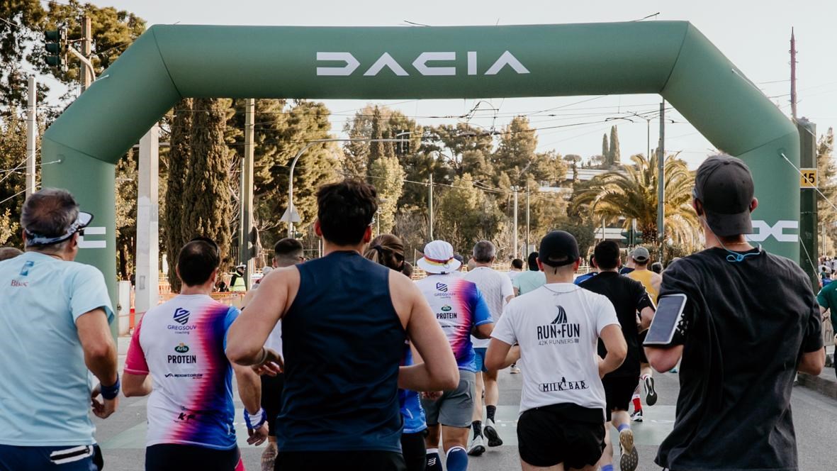 Η Dacia, επίσημος χορηγός του 14ου Ημιμαραθωνίου της Αθήνας