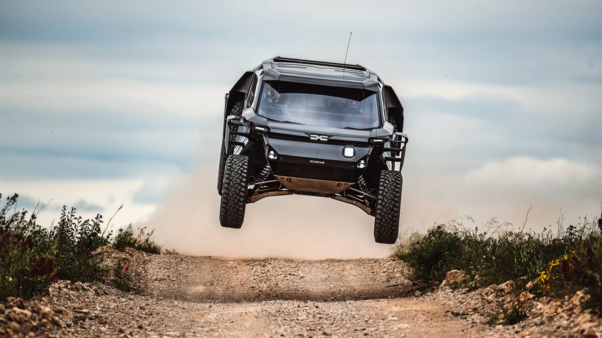 Sandrider Tests at Chateau De Lastours