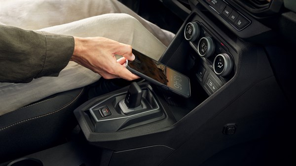 Dacia Jogger – επαγωγικός φορτιστής ασύρματης φόρτισης
