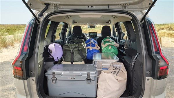 Dacia Jogger – 7 θέσεις κανονικού μεγέθους