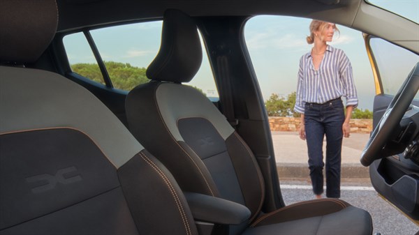 Dacia Sandero Stepway – θέση οδήγησης