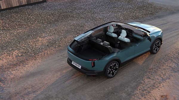 Dacia Striker - άνετοι εσωτερικοί χώροι
