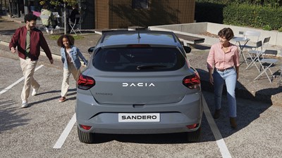 Sandero citadine extérieur profil